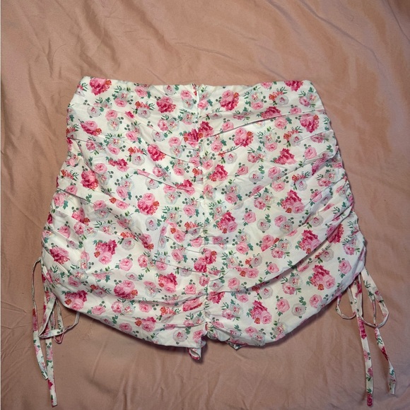 Tiger Mist Pink Rose Print High-Waist Shorts - Picture 5 of 5